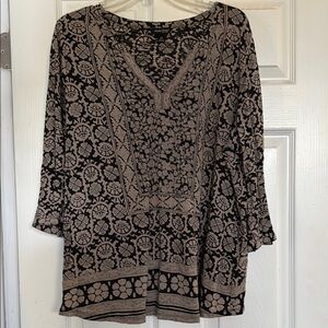 Floral Patterned Black and Tan Women's Top